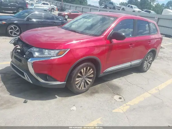 JA4AD2A36KZ018251 2019 MITSUBISHI OUTLANDER - Image 2