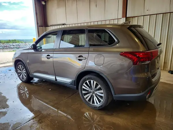 JA4AD2A36KZ030903 2019 MITSUBISHI OUTLANDER - Image 2