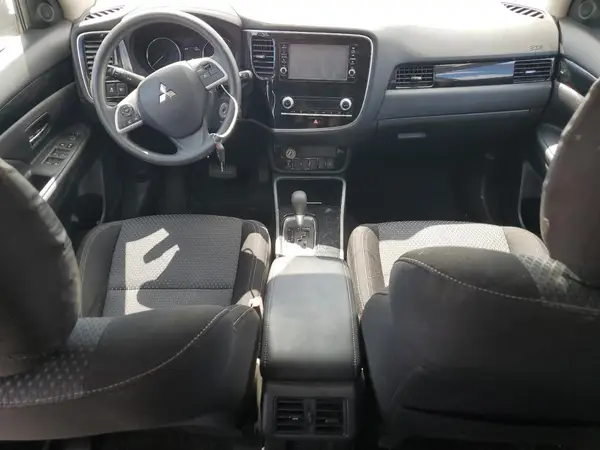 JA4AD2A36LZ004030 2020 MITSUBISHI OUTLANDER - Image 8