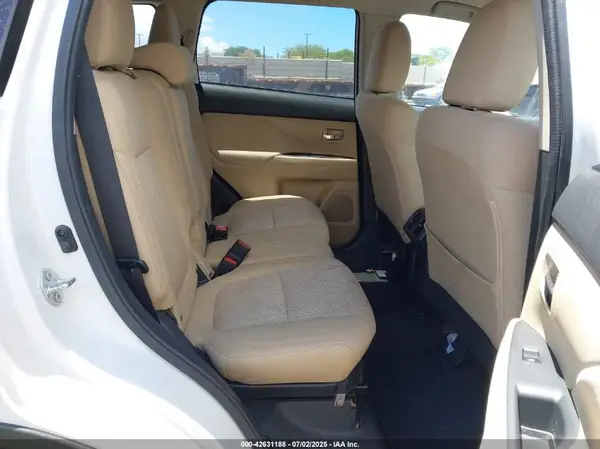 JA4AD2A36LZ004156 2020 MITSUBISHI OUTLANDER - Image 8