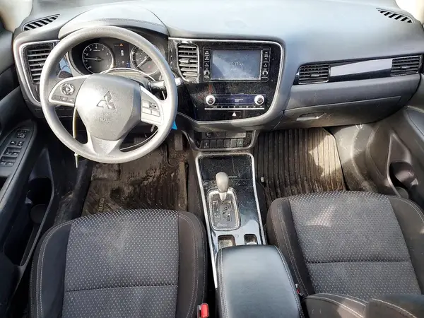 JA4AD2A36LZ004450 2020 MITSUBISHI OUTLANDER - Image 8