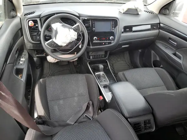JA4AD2A36LZ013763 2020 MITSUBISHI OUTLANDER - Image 8