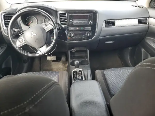 JA4AD2A37GZ019478 2016 MITSUBISHI OUTLANDER - Image 8