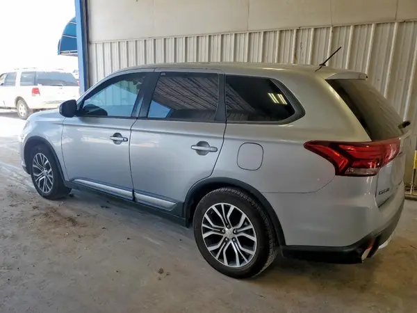 JA4AD2A37GZ033834 2016 MITSUBISHI OUTLANDER - Image 2