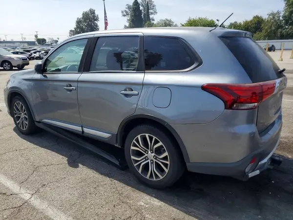 JA4AD2A37GZ033879 2016 MITSUBISHI OUTLANDER - Image 2