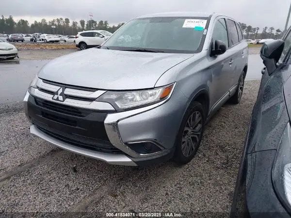 JA4AD2A37GZ044865 2016 MITSUBISHI OUTLANDER - Image 2