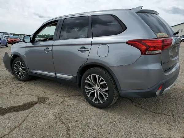 JA4AD2A37HZ025587 2017 MITSUBISHI OUTLANDER - Image 2