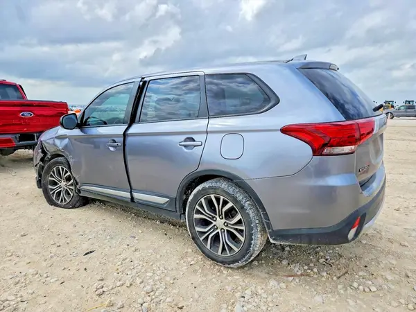 JA4AD2A37HZ053177 2017 MITSUBISHI OUTLANDER - Image 2