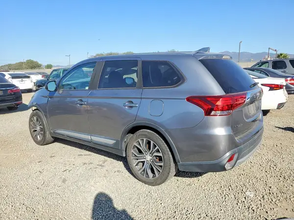JA4AD2A37HZ053552 2017 MITSUBISHI OUTLANDER - Image 2