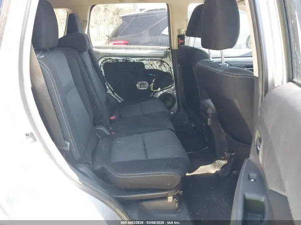 JA4AD2A37HZ057519 2017 MITSUBISHI OUTLANDER - Image 8
