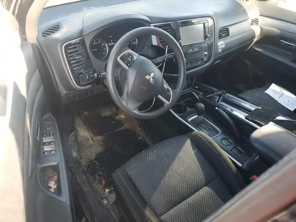 JA4AD2A37JZ007211 2018 MITSUBISHI OUTLANDER - Image 8