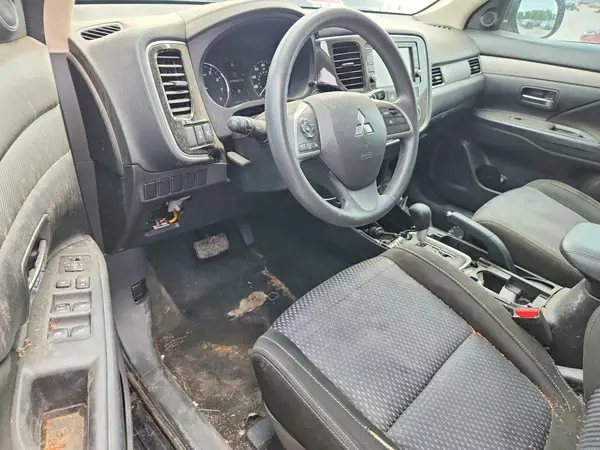 JA4AD2A37JZ052973 2018 MITSUBISHI OUTLANDER - Image 8