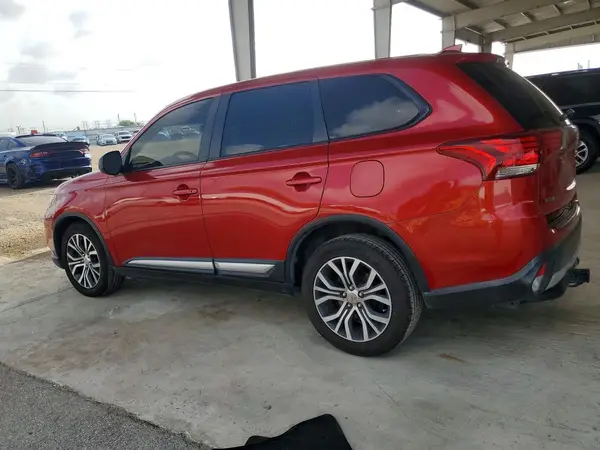 JA4AD2A37JZ055338 2018 MITSUBISHI OUTLANDER - Image 2