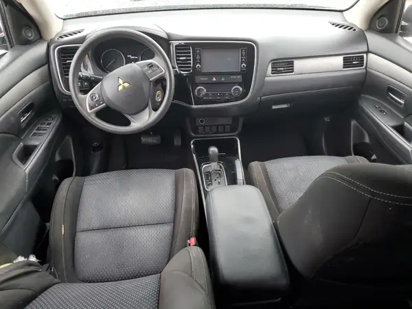 JA4AD2A37JZ059731 2018 MITSUBISHI OUTLANDER - Image 8