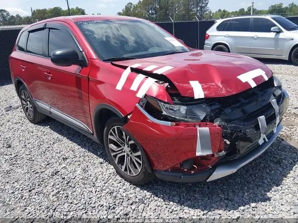 JA4AD2A37JZ065898 2018 MITSUBISHI OUTLANDER - Image 1