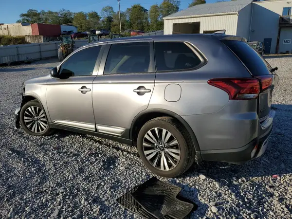 JA4AD2A37KZ004262 2019 MITSUBISHI OUTLANDER - Image 2