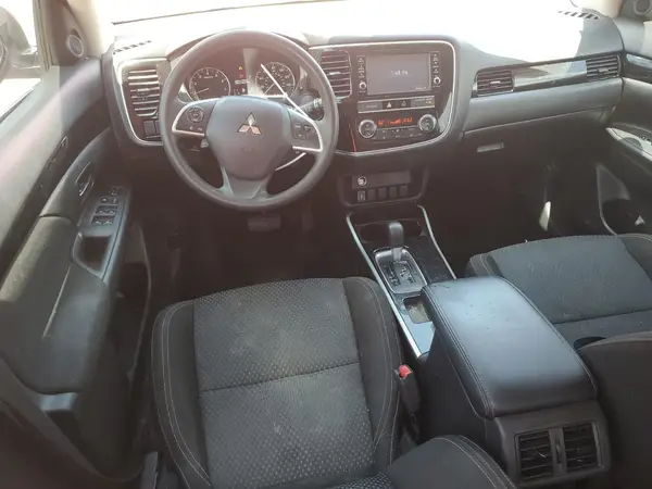 JA4AD2A37KZ006271 2019 MITSUBISHI OUTLANDER - Image 8