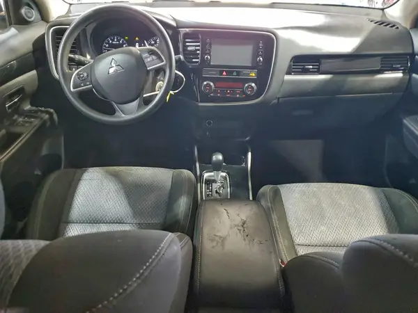 JA4AD2A37KZ010448 2019 MITSUBISHI OUTLANDER - Image 8