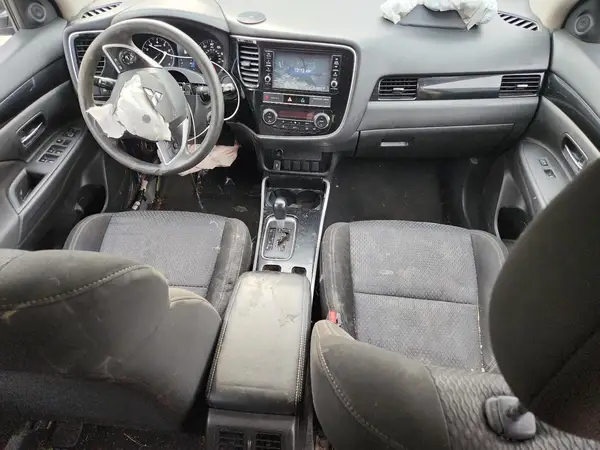 JA4AD2A37KZ012958 2019 MITSUBISHI OUTLANDER - Image 8