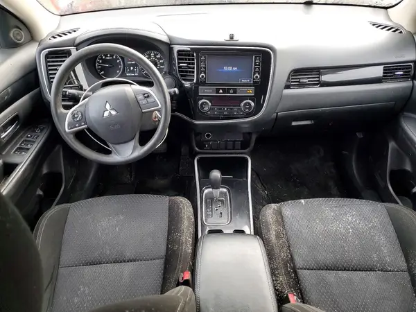 JA4AD2A37KZ019327 2019 MITSUBISHI OUTLANDER - Image 8