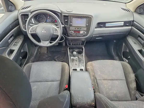 JA4AD2A37KZ038511 2019 MITSUBISHI OUTLANDER - Image 8