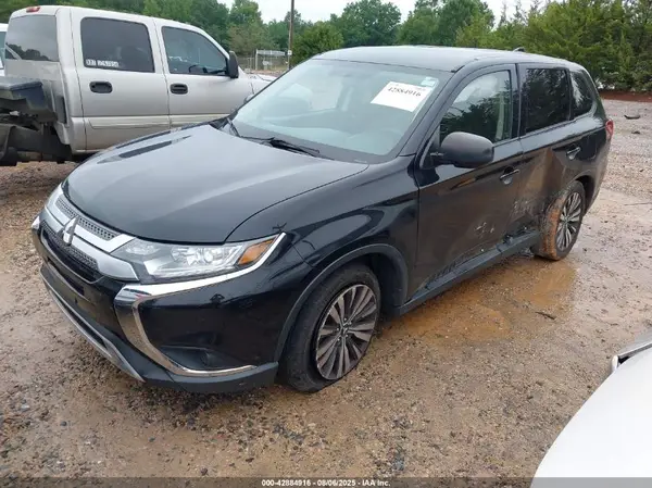 JA4AD2A37KZ054692 2019 MITSUBISHI OUTLANDER - Image 2