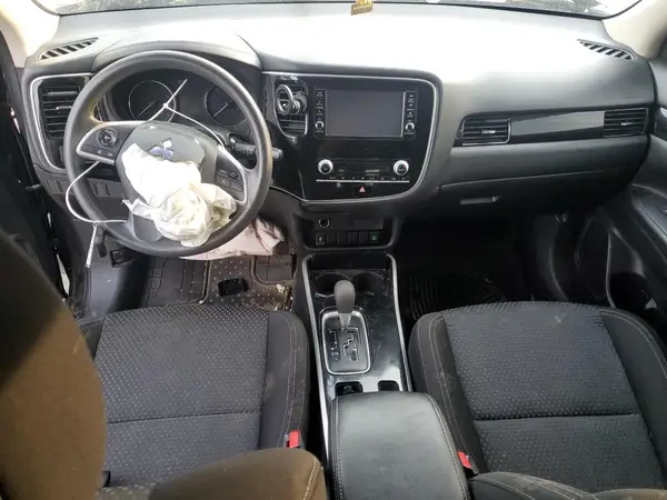 JA4AD2A37LZ014162 2020 MITSUBISHI OUTLANDER - Image 8