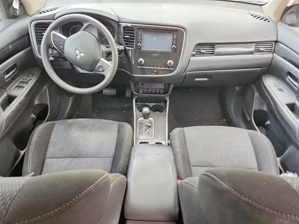 JA4AD2A37LZ016073 2020 MITSUBISHI OUTLANDER - Image 8