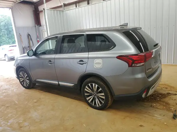JA4AD2A37LZ034668 2020 MITSUBISHI OUTLANDER - Image 2