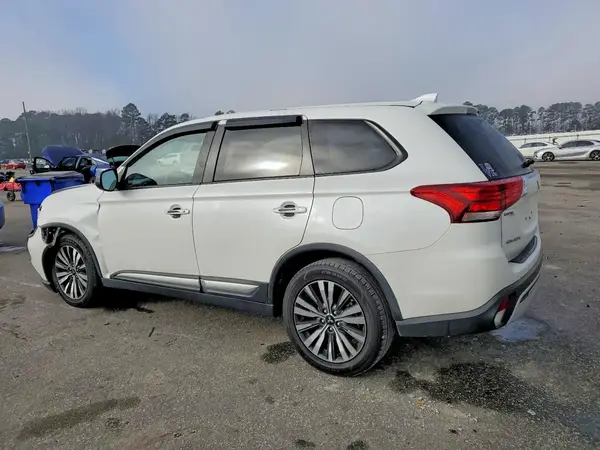 JA4AD2A37LZ046285 2020 MITSUBISHI OUTLANDER - Image 2