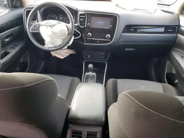 JA4AD2A37LZ046285 2020 MITSUBISHI OUTLANDER - Image 8