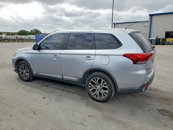 JA4AD2A38GZ003435 2016 MITSUBISHI OUTLANDER - Image 2
