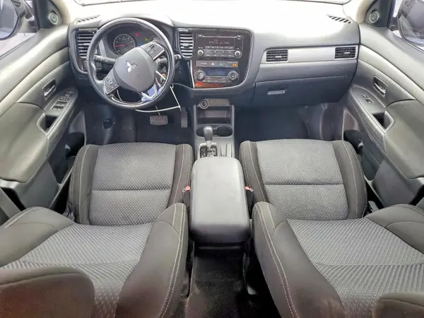 JA4AD2A38GZ003435 2016 MITSUBISHI OUTLANDER - Image 8
