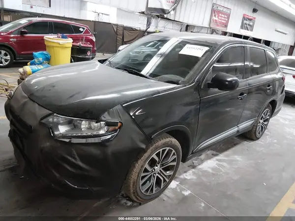 JA4AD2A38GZ008571 2016 MITSUBISHI OUTLANDER - Image 2