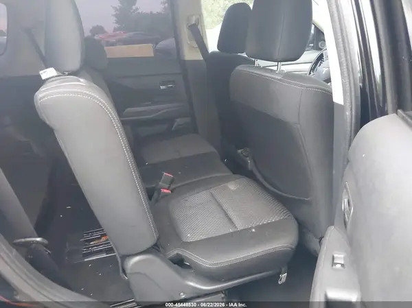 JA4AD2A38GZ039464 2016 MITSUBISHI OUTLANDER - Image 8