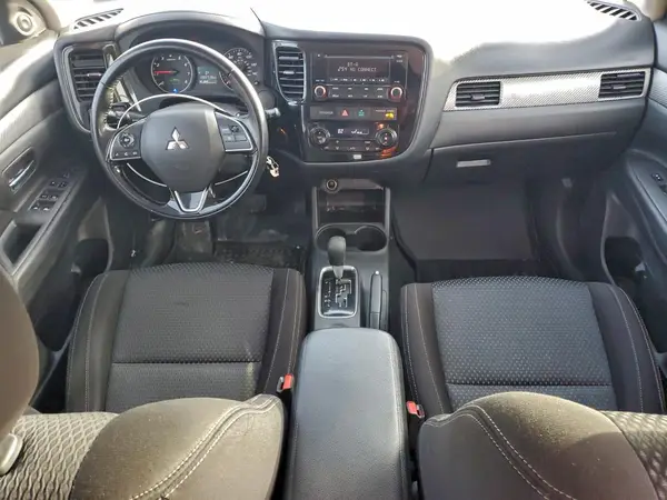 JA4AD2A38GZ052960 2016 MITSUBISHI OUTLANDER - Image 8