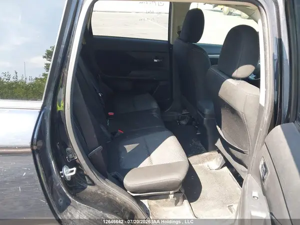 JA4AD2A38GZ607230 2016 MITSUBISHI OUTLANDER - Image 8
