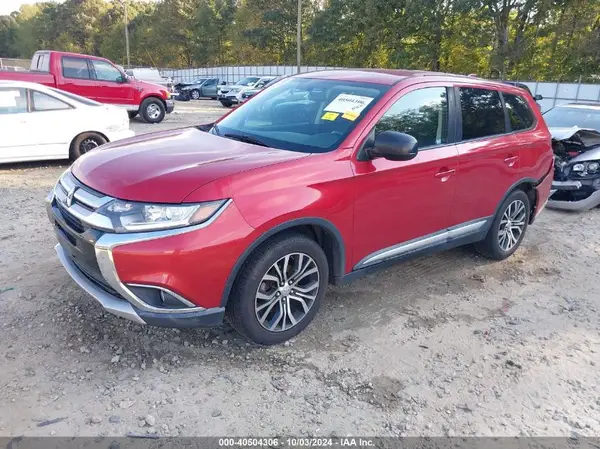 JA4AD2A38HZ011309 2017 MITSUBISHI OUTLANDER - Image 2