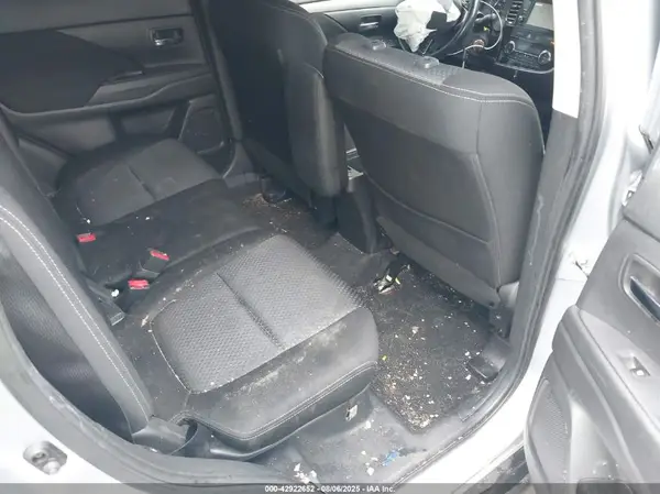 JA4AD2A38HZ023377 2017 MITSUBISHI OUTLANDER - Image 8