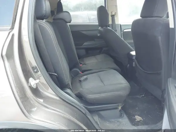 JA4AD2A38HZ036209 2017 MITSUBISHI OUTLANDER - Image 8