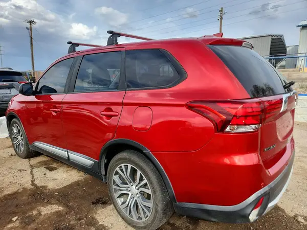 JA4AD2A38HZ040700 2017 MITSUBISHI OUTLANDER - Image 2