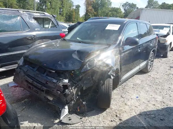 JA4AD2A38HZ046481 2017 MITSUBISHI OUTLANDER - Image 2