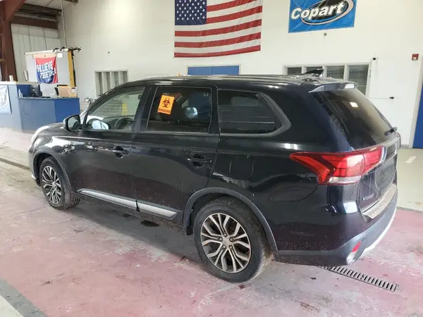JA4AD2A38HZ051325 2017 MITSUBISHI OUTLANDER - Image 2
