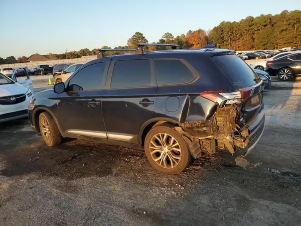JA4AD2A38JJ001447 2018 MITSUBISHI OUTLANDER - Image 2
