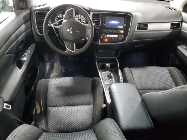 JA4AD2A38JZ011185 2018 MITSUBISHI OUTLANDER - Image 8