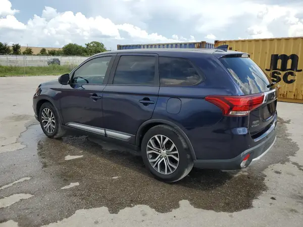 JA4AD2A38JZ055770 2018 MITSUBISHI OUTLANDER - Image 2