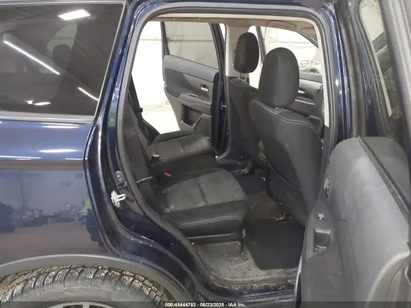 JA4AD2A38JZ061830 2018 MITSUBISHI OUTLANDER - Image 8