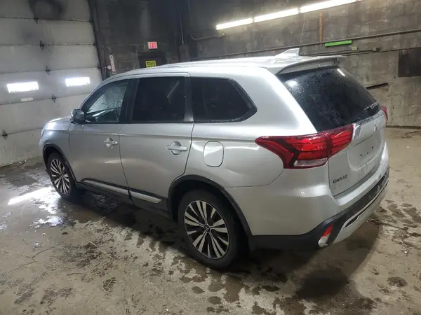 JA4AD2A38KZ003105 2019 MITSUBISHI OUTLANDER - Image 2