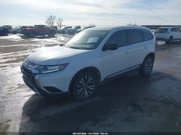 JA4AD2A38KZ009468 2019 MITSUBISHI OUTLANDER - Image 2