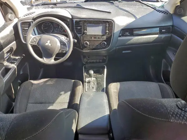 JA4AD2A38KZ022253 2019 MITSUBISHI OUTLANDER - Image 8
